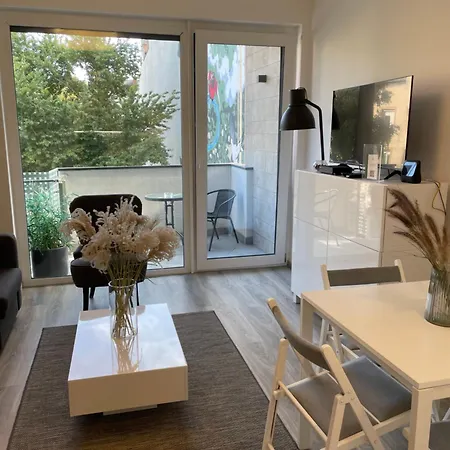 מלון דירות Downtown Family By Firsthost 3436a303