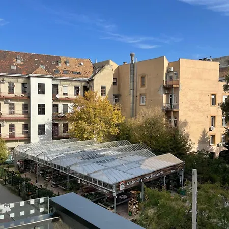 Downtown Family By Firsthost 3436a303 מלון דירות